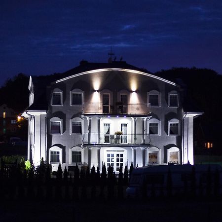 Villa Taan Royal Rewal Exterior photo
