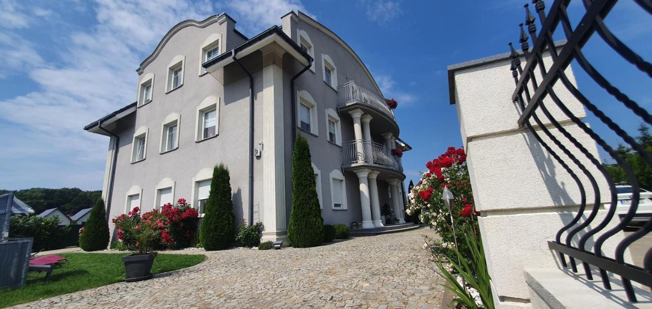 Villa Taan Royal Rewal Exterior photo