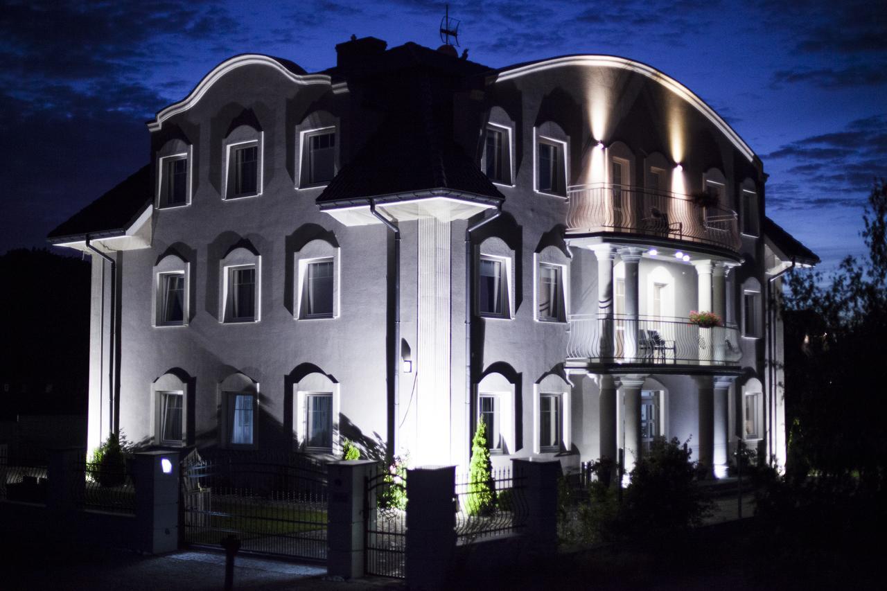 Villa Taan Royal Rewal Exterior photo